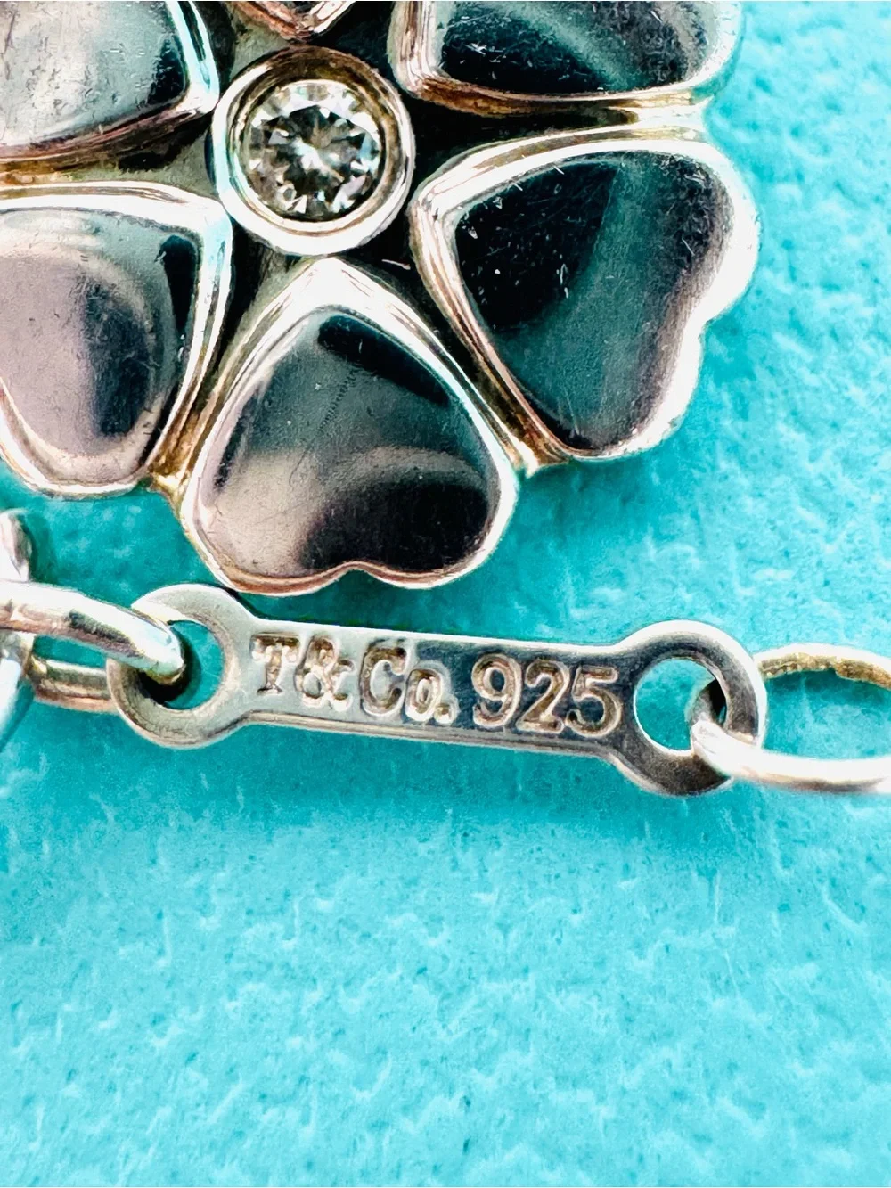 Authentic Tiffany & Co. Paloma Picasso Crown Of Hearts Diamond Pendant Necklace.